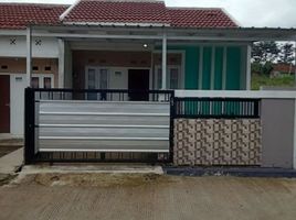 2 Kamar Vila for sale in Husein Sastranegara International Airport, Andir, Sumurbandung