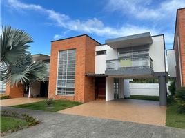 4 Habitación Casa en venta en Armenia, Quindio, Armenia