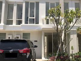 3 Bedroom House for sale in Wiyung, Surabaya, Wiyung