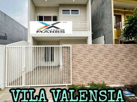 3 Habitación Villa en venta en Lakarsantri, East Jawa, Lakarsantri