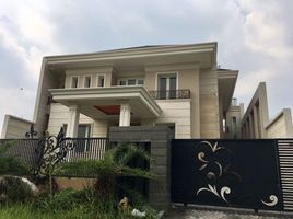 5 Kamar Rumah for sale in Lakarsantri, Surabaya, Lakarsantri