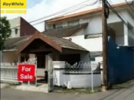 5 Habitación Villa en venta en Dukuhpakis, East Jawa, Dukuhpakis