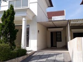 2 Kamar Rumah for rent in Lakarsantri, Surabaya, Lakarsantri