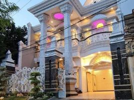 4 Bedroom House for sale in Gayungan, Surabaya, Gayungan