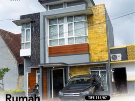 4 Bedroom Villa for sale in Blimbing, Malang Regency, Blimbing