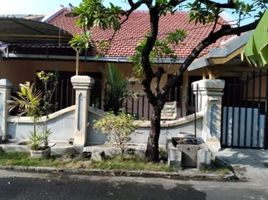 4 Kamar Rumah for sale in Wonocolo, Surabaya, Wonocolo