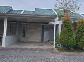 2 Bedroom Villa for sale in Kenjeran, Surabaya, Kenjeran