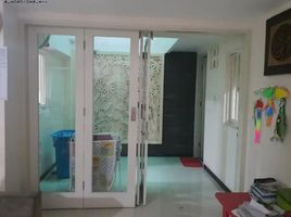 4 Bedroom House for sale in Wonokromo, Surabaya, Wonokromo