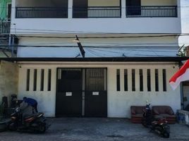 8 Kamar Rumah for sale in Waru, Sidoarjo, Waru