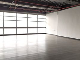 121 SqM Office for rent in Colombia, La Calera, Cundinamarca, Colombia