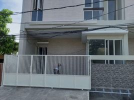 3 Habitación Casa en venta en Tenggilis Mejoyo, East Jawa, Tenggilis Mejoyo