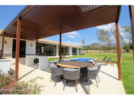 Villa 4 chambre à vendre à Valle De Bravo, Mexico, Valle De Bravo