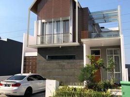 4 Habitación Casa en venta en Wiyung, East Jawa, Wiyung
