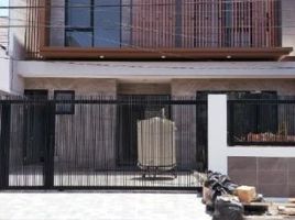 4 Habitación Casa en venta en Tambaksari, East Jawa, Tambaksari