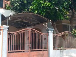 4 Bedroom House for sale in Kenjeran, Surabaya, Kenjeran