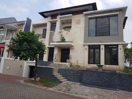 4 Bedroom House for sale in East Jawa, Lakarsantri, Surabaya, East Jawa