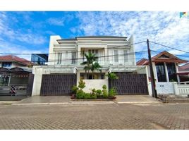 8 Bedroom House for sale in Aeon Mall Jakarta Garden City, Cakung, Cakung