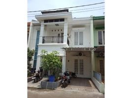 3 Kamar Vila for sale in Halim Perdanakusuma Airport, Makasar, Kramat Jati