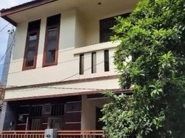 3 Bedroom House for sale in Siloam Hospitals Surabaya, Gubeng, Gubeng