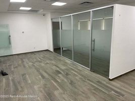 76 m² Office for sale in Querétaro, Queretaro, Querétaro