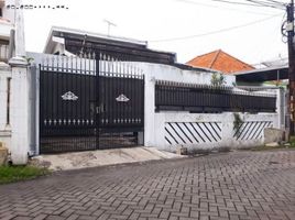 5 Bedroom Villa for sale in Kenjeran, Surabaya, Kenjeran