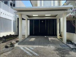 4 Bedroom House for sale in Gayungan, Surabaya, Gayungan