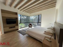 4 Habitación Villa en venta en Parque de los Pies Descalzos, Medellín, Medellín