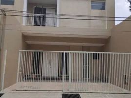 4 Habitación Casa en venta en Rungkut, East Jawa, Rungkut