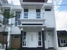 4 Kamar Townhouse for sale in Setu Babakan, Jaga Karsa, Cilandak