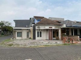 4 Bedroom House for sale in Buduran, Sidoarjo, Buduran