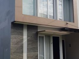 4 Kamar Rumah for sale in Halim Perdanakusuma Airport, Makasar, Kramat Jati