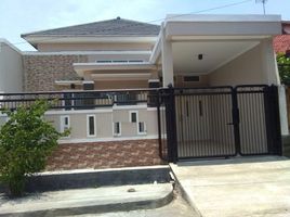 4 Bedroom House for rent in Dukuhpakis, Surabaya, Dukuhpakis