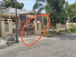  House for sale in Gayungan, Surabaya, Gayungan