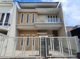 4 Bedroom House for sale in Mulyorejo, Surabaya, Mulyorejo