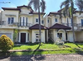 4 Bedroom House for sale in Dukuhpakis, Surabaya, Dukuhpakis