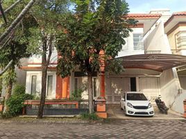 4 Schlafzimmer Villa zu verkaufen in Sukolilo, East Jawa, Sukolilo
