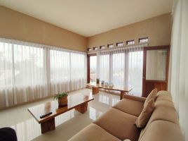 3 Kamar Vila for sale in Husein Sastranegara International Airport, Andir, Sumurbandung