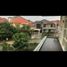 4 Schlafzimmer Villa zu verkaufen in Tambaksari, East Jawa, Tambaksari
