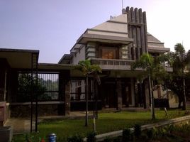 8 Bedroom Villa for sale in 23 Paskal Shopping Center, Andir, Cidadap