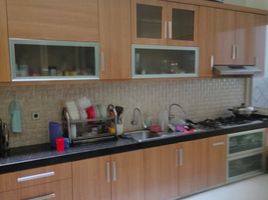 4 Bedroom House for sale in Dukuhpakis, Surabaya, Dukuhpakis