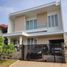 4 Bedroom House for sale in Dukuhpakis, Surabaya, Dukuhpakis