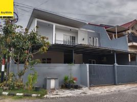 6 Habitación Villa en venta en Wiyung, East Jawa, Wiyung