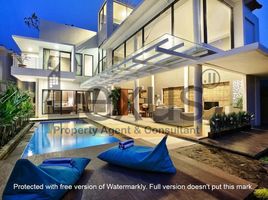 2 Bedroom House for sale in Beachwalk Shopping Centre, Kuta, Kuta