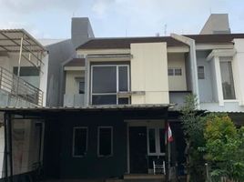 4 Kamar Vila for sale in Cipondoh, Tangerang, Cipondoh