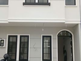 2 Schlafzimmer Villa zu verkaufen in Lakarsantri, East Jawa, Lakarsantri