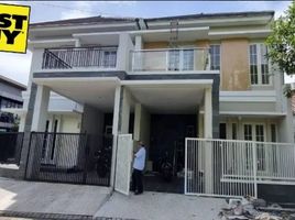 4 Kamar Vila for sale in Wonocolo, Surabaya, Wonocolo