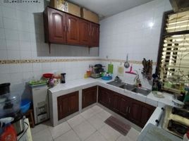 4 Habitación Casa en venta en Rungkut, East Jawa, Rungkut