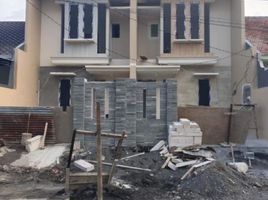 3 Habitación Villa en venta en Rungkut, East Jawa, Rungkut