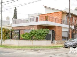 2 Bedroom House for sale in Vicente Lopez, Buenos Aires, Vicente Lopez