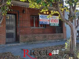 2 Bedroom House for sale in Quilmes, Buenos Aires, Quilmes